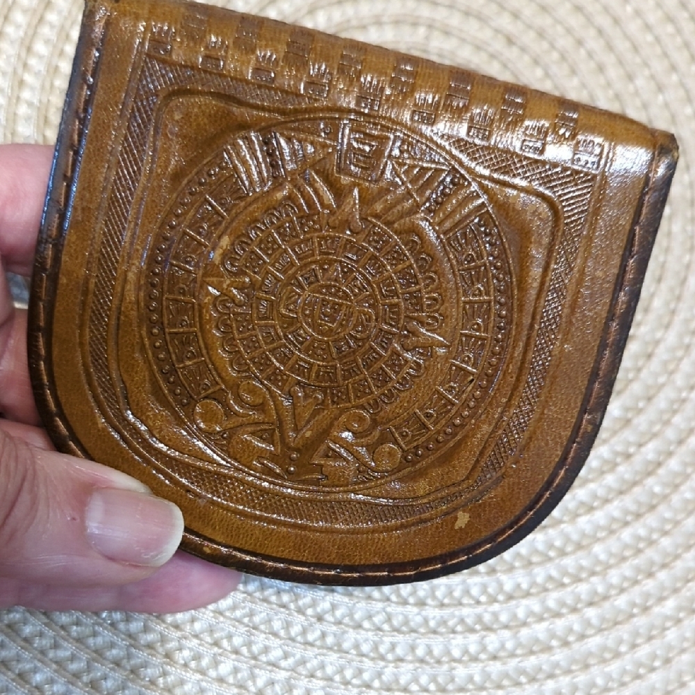 Embossed Leather Coin Pouch - Picture 2 of 7